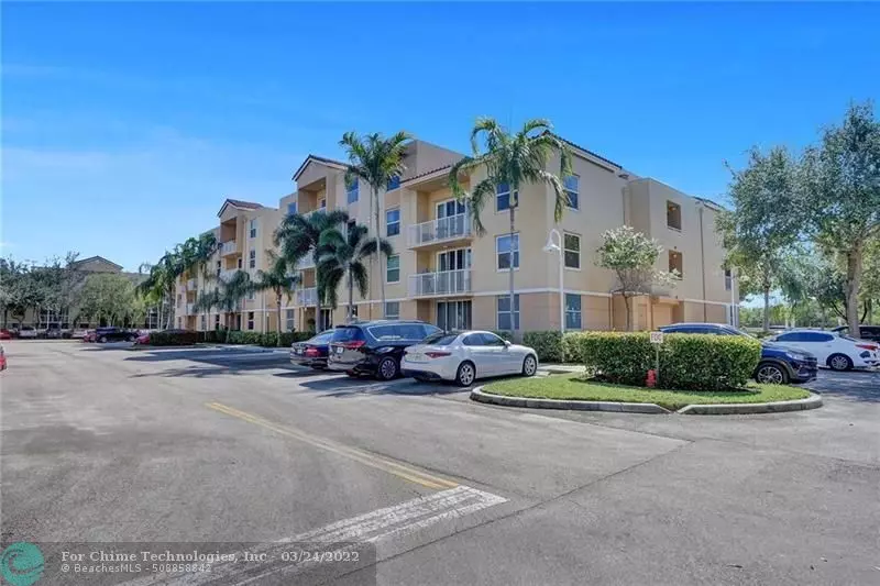 Dania Beach, FL 33004,509 E Sheridan  #2053