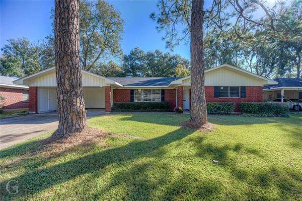 2051 Lovers Lane, Shreveport, LA 71105