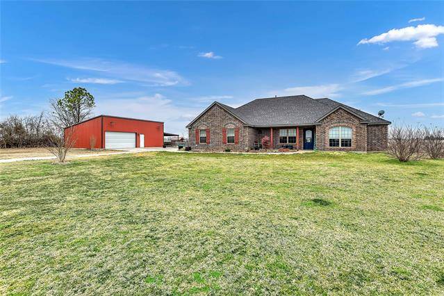 281 Knob Hill Road, Whitewright, TX 75491