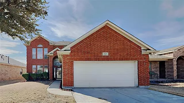 9717 Gallatin Lane, Fort Worth, TX 76177