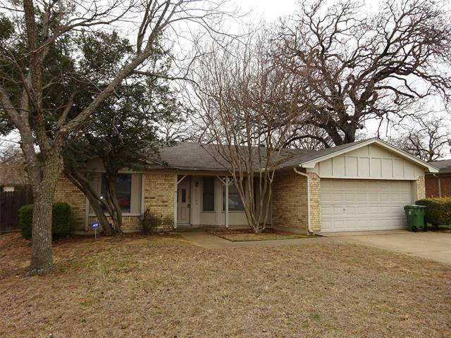 4117 Chipwood Court, Arlington, TX 76017