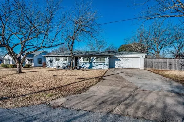 113 S 1st Street, Midlothian, TX 76065