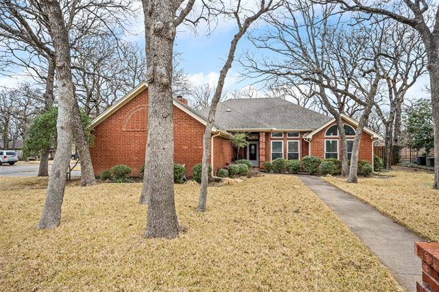 641 Parkridge Boulevard, Burleson, TX 76028