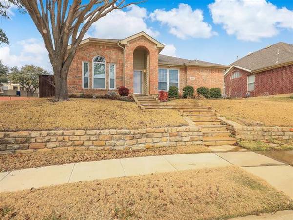 205 Ridge Haven Drive, Lewisville, TX 75067