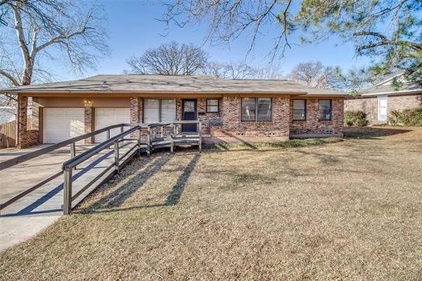 1123 W Mcgee Street, Sherman, TX 75092