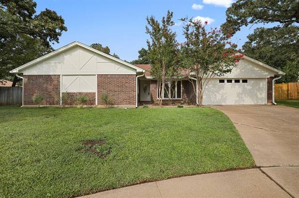 3320 Derby Court, Bedford, TX 76021