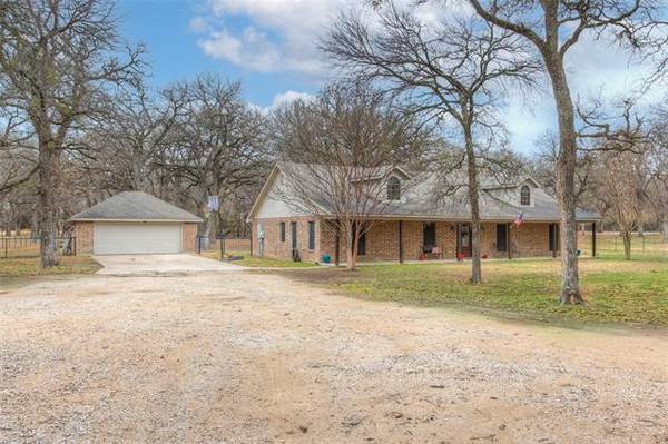 1393 Park Street,  Azle,  TX 76020