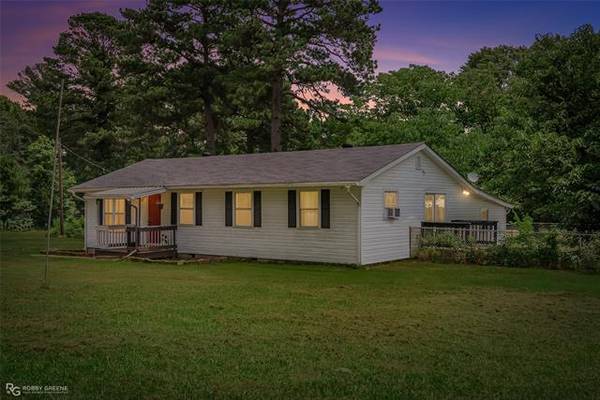 2004 Old Plain Dealing Road, Benton, LA 71006