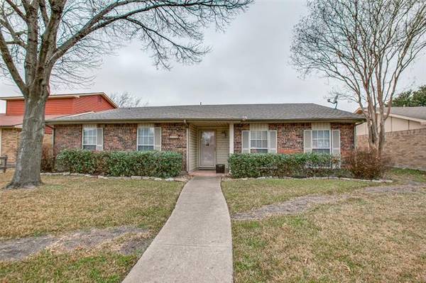 3449 Livingston Lane, Carrollton, TX 75007