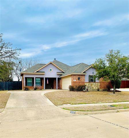 941 Willow Crest Drive, Midlothian, TX 76065