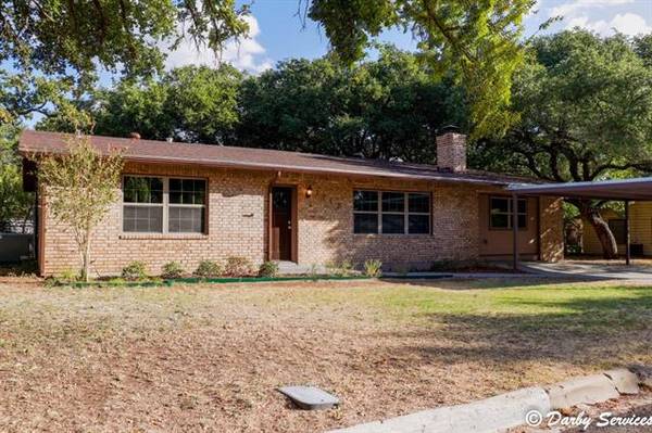 1112 Oakland Drive, Brownwood, TX 76801