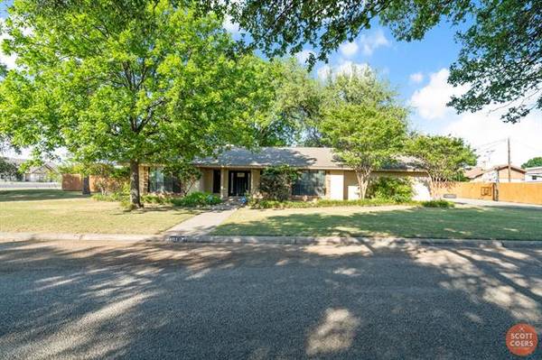 101 Meadow Glen Drive, Early, TX 76802