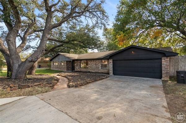 611 Old Comanche Road, Early, TX 76802