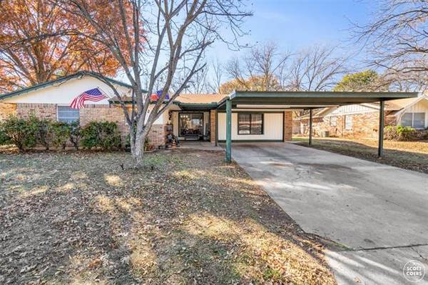 2101 9th Street, Brownwood, TX 76801