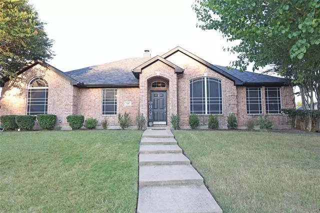 128 Annette Street, Lancaster, TX 75146