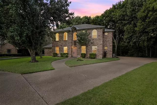 838 Mill Creek Circle, Lancaster, TX 75146