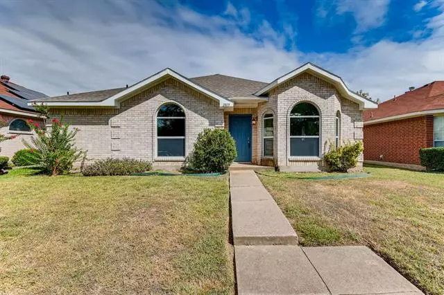 2819 Saint Johns Avenue, Lancaster, TX 75146