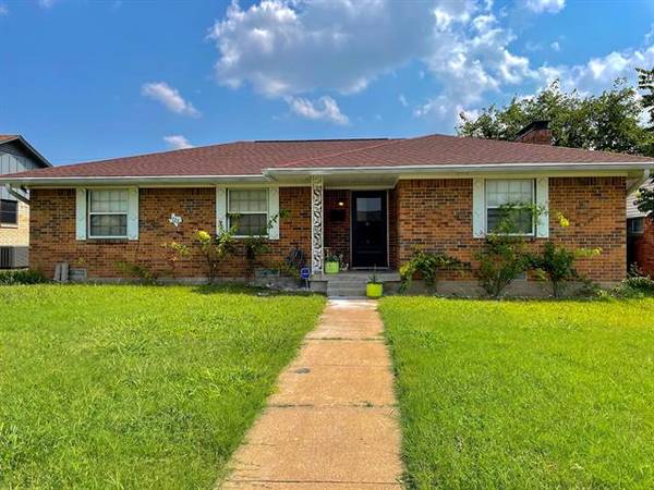 722 Rea Avenue,  Lancaster,  TX 75146