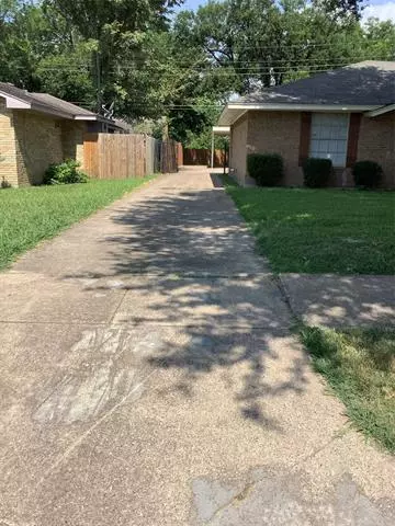 Lancaster, TX 75146,937 Sprucewood Drive