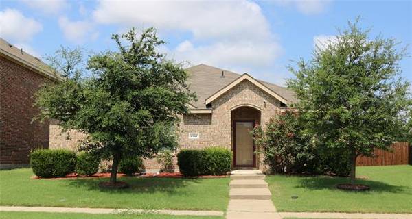 2027 Fair Weather Drive, Lancaster, TX 75146