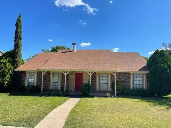 1346 Southridge Drive, Lancaster, TX 75146