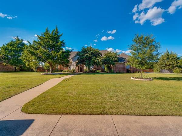 8641 Turnberry Lane, Ovilla, TX 75154