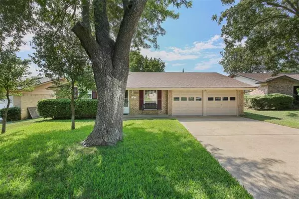 2909 Laramie Street, Irving, TX 75062