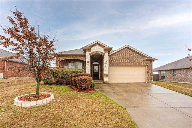 702 Saline Creek Drive, Glenn Heights, TX 75154