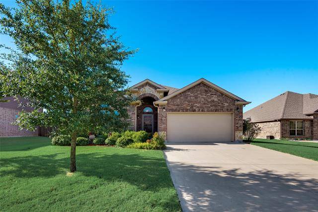 1114 Crest Ridge Drive, Glenn Heights, TX 75154