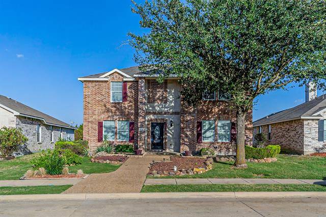 2002 Bentwood Drive, Glenn Heights, TX 75154