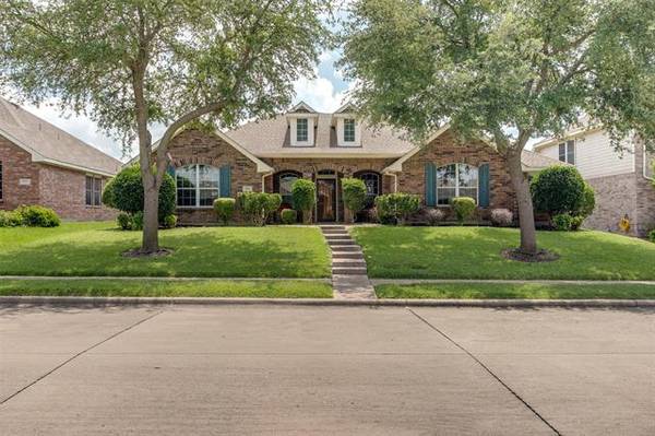 502 Azalea Drive, Glenn Heights, TX 75154