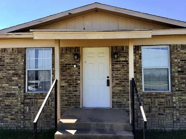 2307 S Hampton Road, Glenn Heights, TX 75154