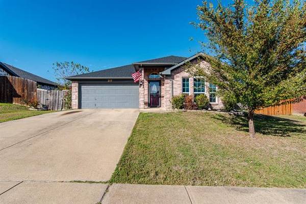 217 Los Angeles Drive, Glenn Heights, TX 75154