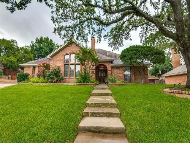 Bedford, TX 76021,2216 Laurel Court