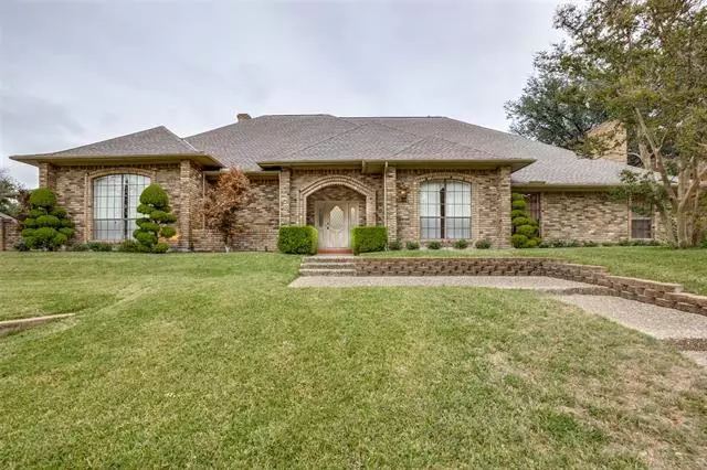 Dallas, TX 75231,9243 Moss Haven Drive