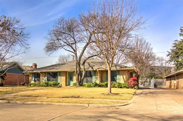 308 Forest Grove Drive, Richardson, TX 75080