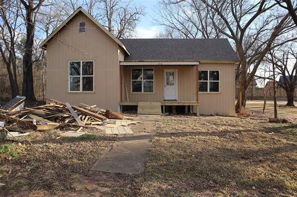 216 W Morton Street, Denison, TX 75020