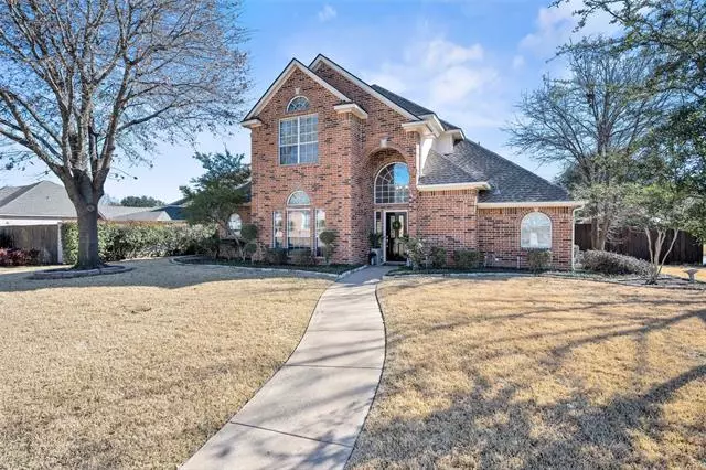 913 Riviera Drive, Mansfield, TX 76063