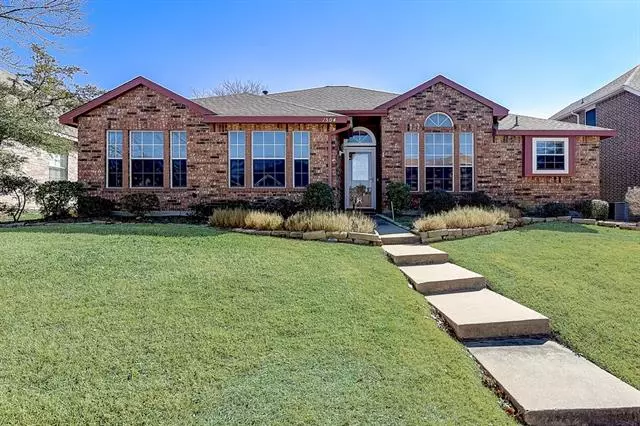 1504 Palisades Drive, Carrollton, TX 75007