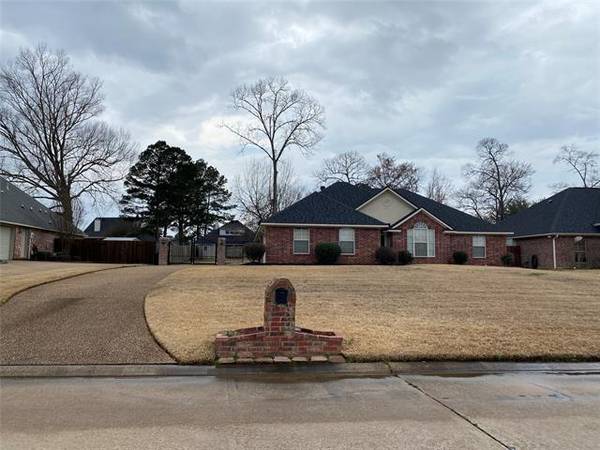 9042 Newcastle Drive, Shreveport, LA 71129