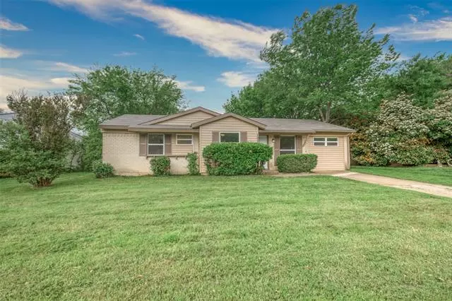 1007 Oriole Boulevard, Duncanville, TX 75116