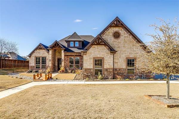 2160 Rock Tank Trail, Burleson, TX 76028