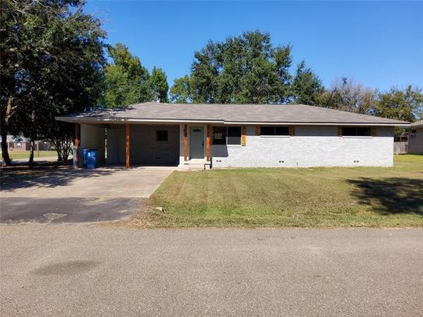 501 Linda Kay Drive, Winnsboro, TX 75494