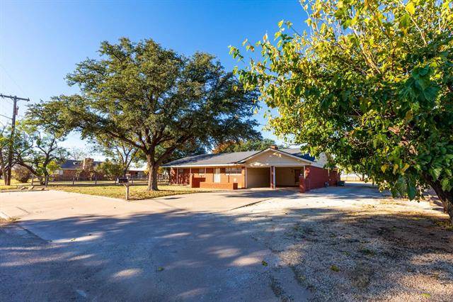 702 Q Avenue, Anson, TX 79501