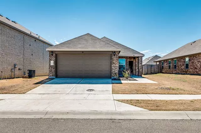 1415 Kinglet Drive, Ennis, TX 75119