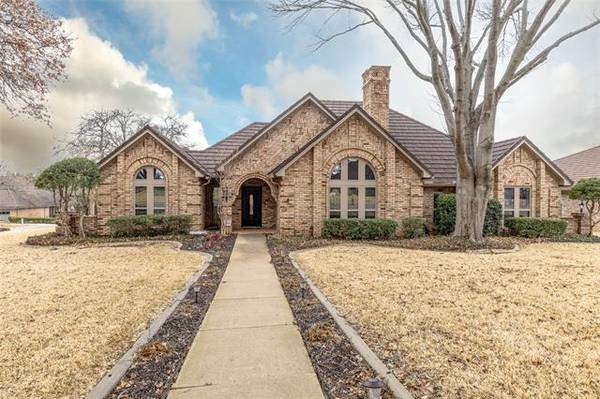 3612 Woodcrest Drive, Colleyville, TX 76034