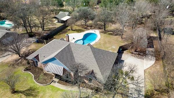 160 Cedarcrest Lane, Double Oak, TX 75077