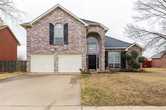 1137 Robin Circle, Midlothian, TX 76065