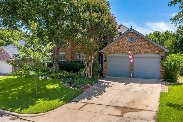 7912 Woodland Drive, North Richland Hills, TX 76182