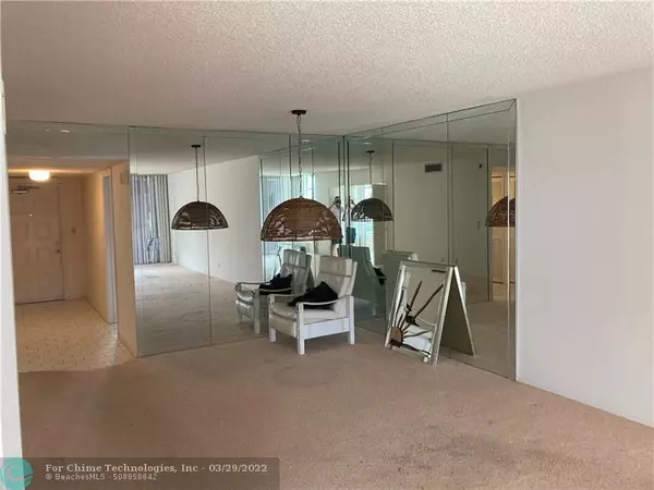 Pompano Beach, FL 33069,804 Cypress Blvd  #405